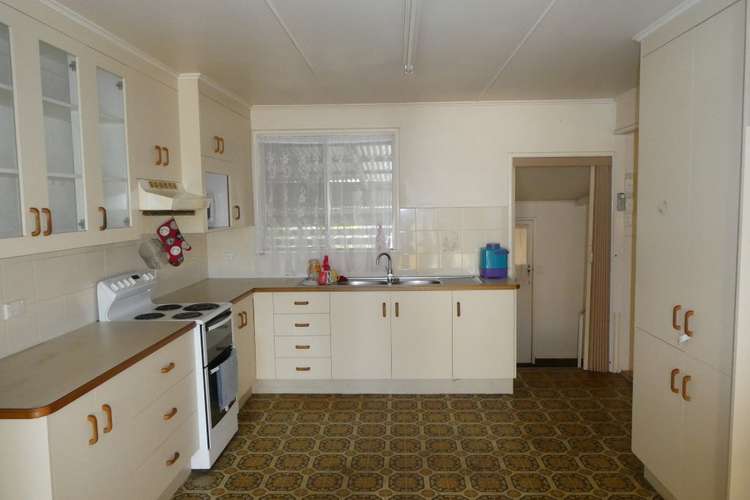 Second view of Homely house listing, 32 VICTORIA STREET, Biggenden QLD 4621