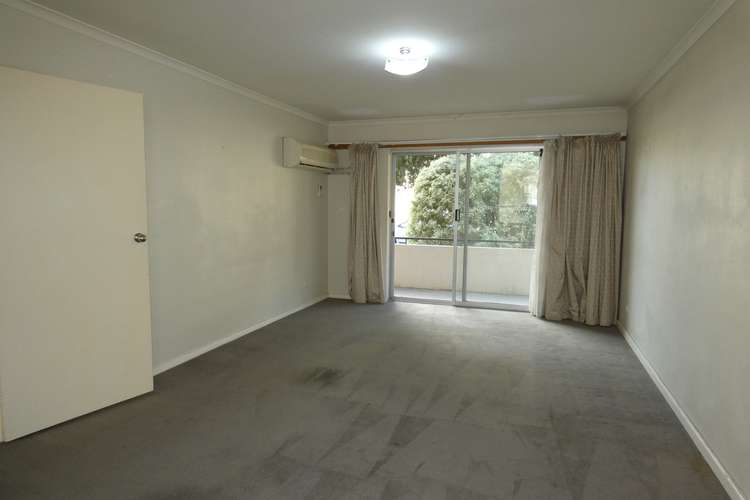 Second view of Homely townhouse listing, 2/522 Kiewa Place, Albury NSW 2640