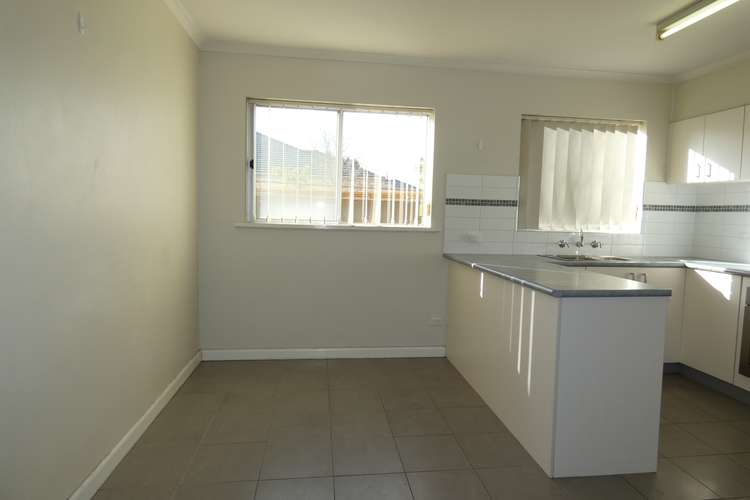 Fourth view of Homely townhouse listing, 2/522 Kiewa Place, Albury NSW 2640