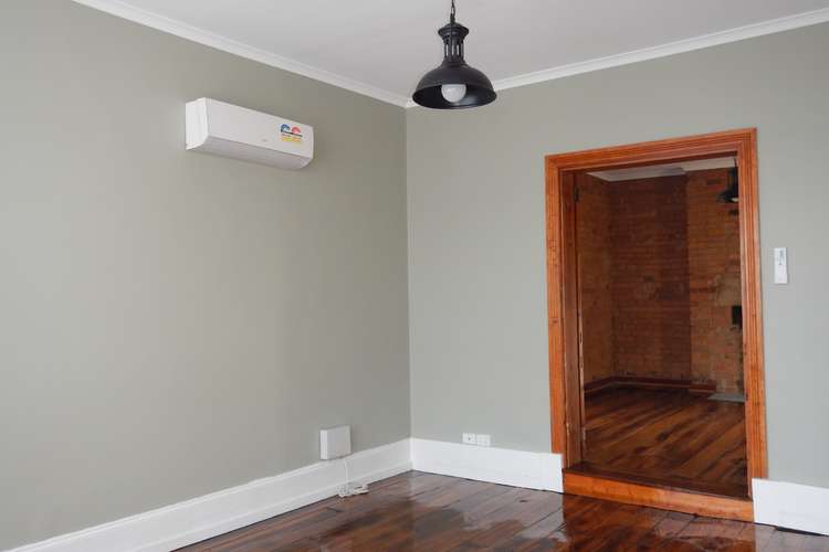 Third view of Homely apartment listing, 1/120 Brisbane Street, Hobart TAS 7000