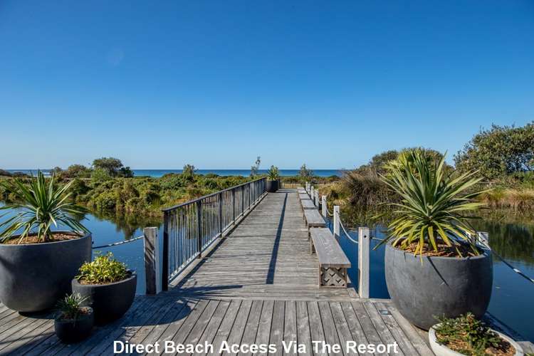 Fourth view of Homely house listing, 37 Seaside Circuit, Caves Beach NSW 2281