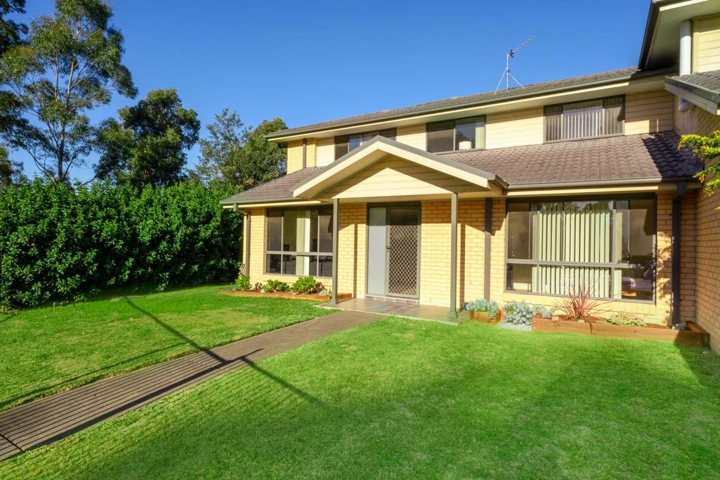 Main view of Homely semiDetached listing, 10 Deakin Close, Maryland NSW 2287