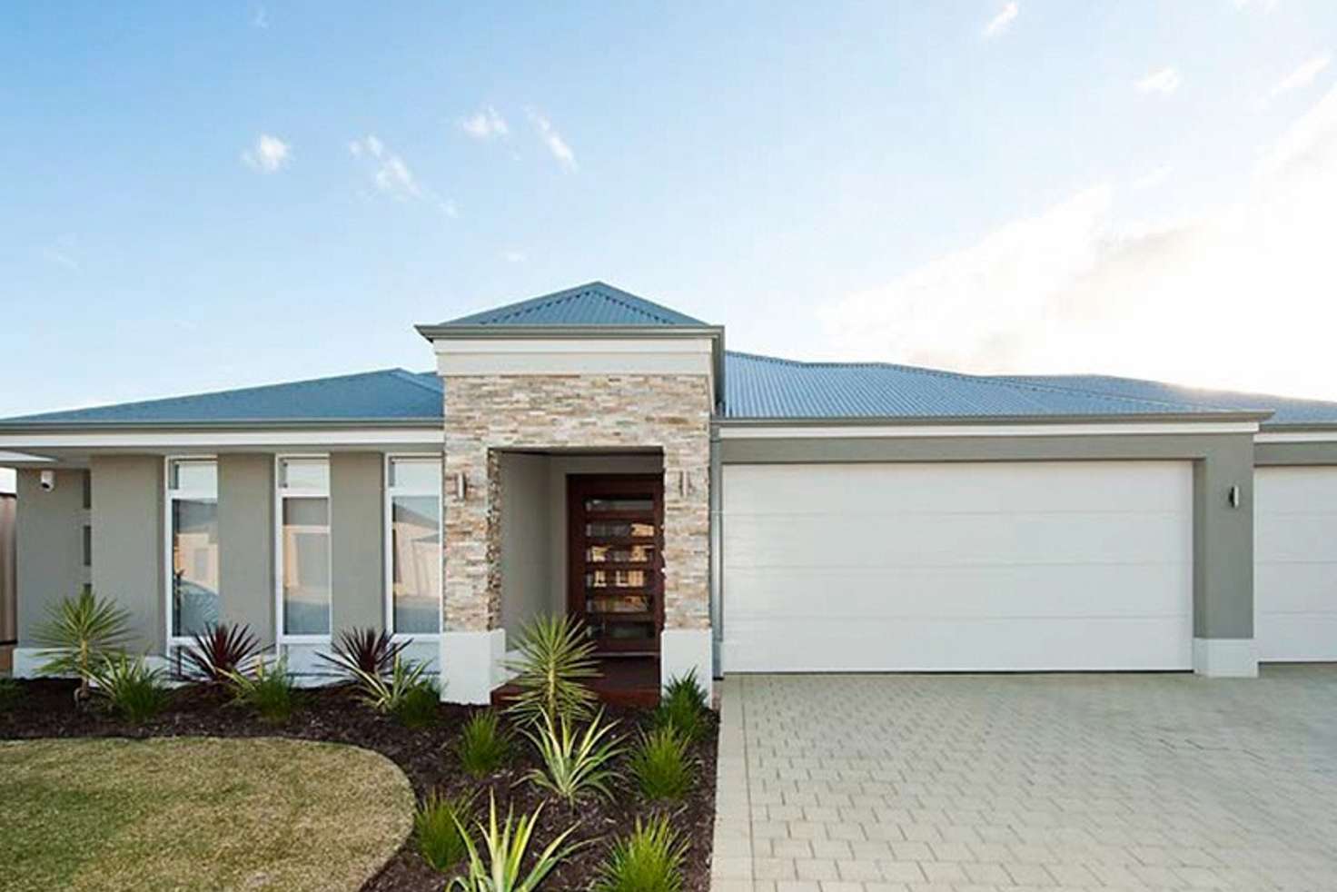 Main view of Homely house listing, 8 Majorelle Parkway, Aubin Grove WA 6164