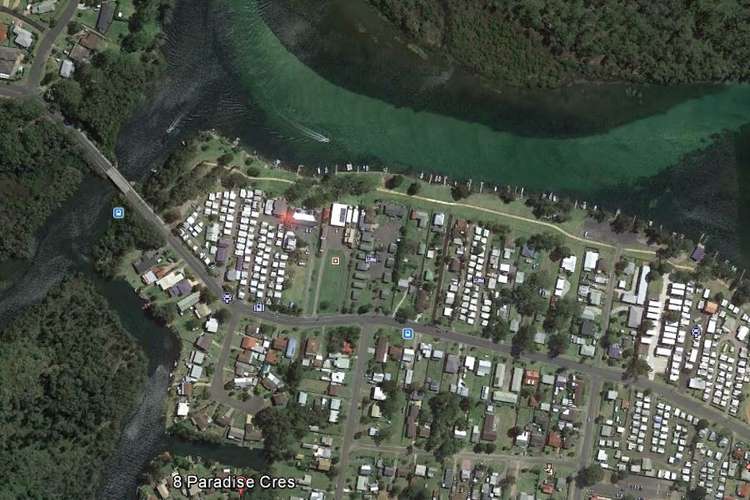 8 Paradise Crs, Sussex Inlet NSW 2540