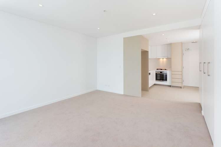Third view of Homely apartment listing, 10301/320 Macarthur Avenue, Hamilton QLD 4007
