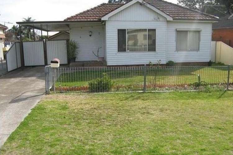 Main view of Homely house listing, 8 Parkland Avenue, Macquarie Fields NSW 2564