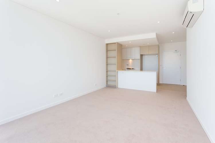 Second view of Homely apartment listing, 15/320 Macarthur Avenue, Hamilton QLD 4007
