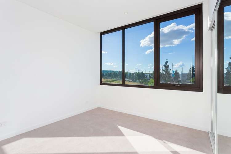 Third view of Homely apartment listing, 15/320 Macarthur Avenue, Hamilton QLD 4007