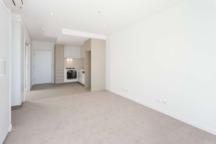 Third view of Homely apartment listing, 10116/320 Macarthur Avenue, Hamilton QLD 4007