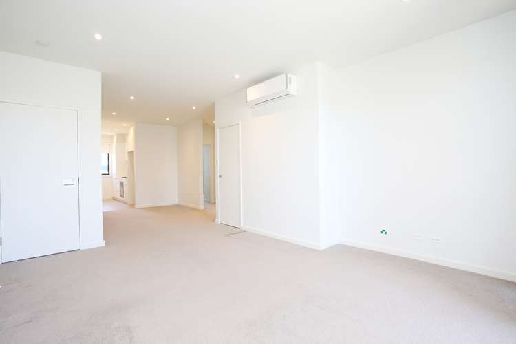 Third view of Homely apartment listing, 2/4 Bellevue Road, Cheltenham VIC 3192