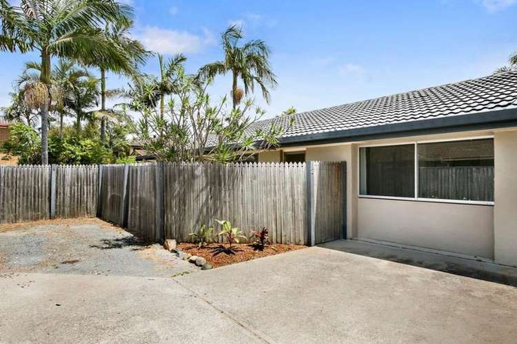 Second view of Homely semiDetached listing, 2/4 Logan Avenue, Miami QLD 4220
