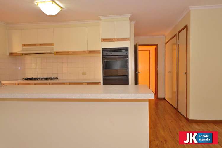 Fifth view of Homely house listing, 27 Whitsunday Drive, Hoppers Crossing VIC 3029