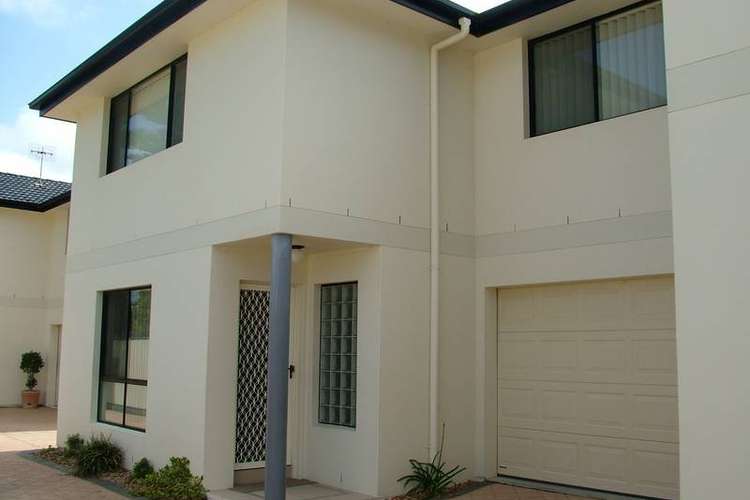 Main view of Homely house listing, 2/7 Yethonga Street, Blue Bay NSW 2261