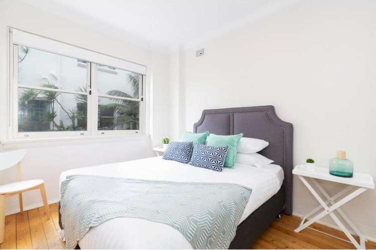 Third view of Homely apartment listing, 2/112 Warners Avenue, Bondi Beach NSW 2026