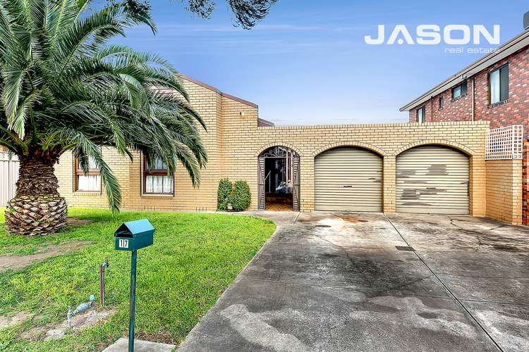 17 Shawlands Drive, Tullamarine VIC 3043