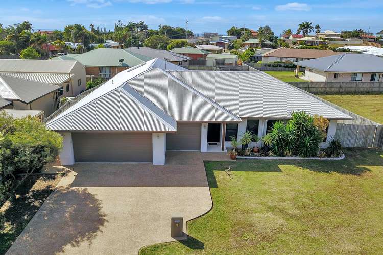 4 Peggy Drive, Coral Cove QLD 4670