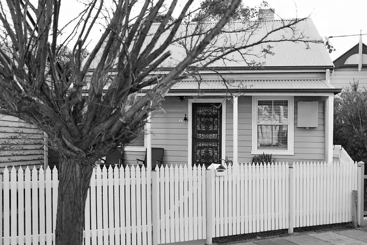 52 Phoebe Street