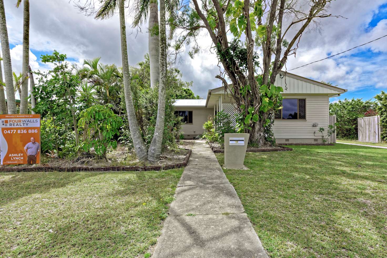 Main view of Homely house listing, 10 Loney Street, Avenell Heights QLD 4670