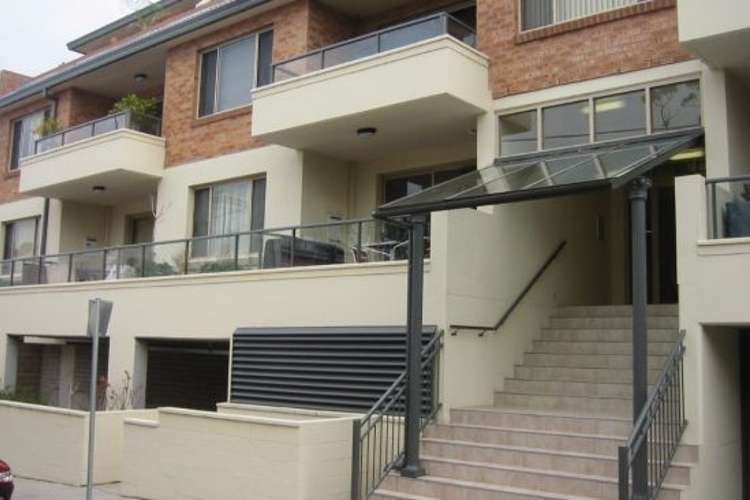 Third view of Homely apartment listing, 5/4 Little Alfred Street, North Sydney NSW 2060
