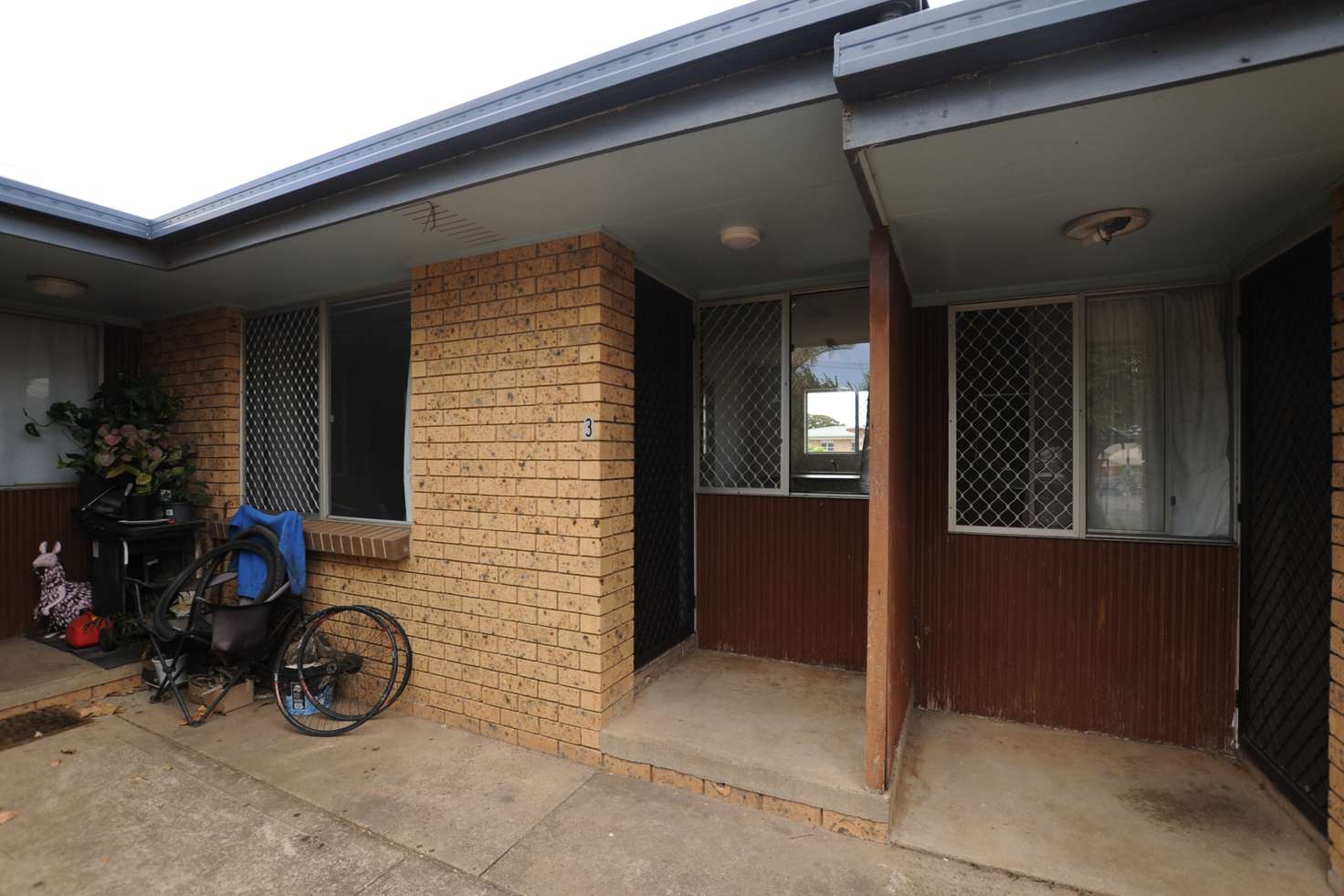 Main view of Homely unit listing, 3/97 FE Walker Street, Kepnock QLD 4670