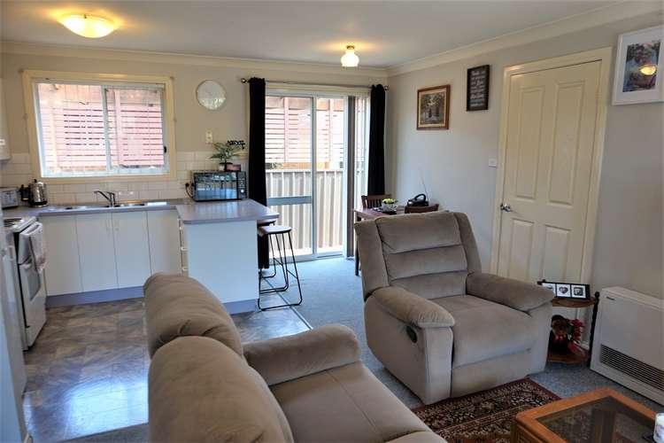 Fifth view of Homely unit listing, 2/15 Paradise Pl, Goulburn NSW 2580