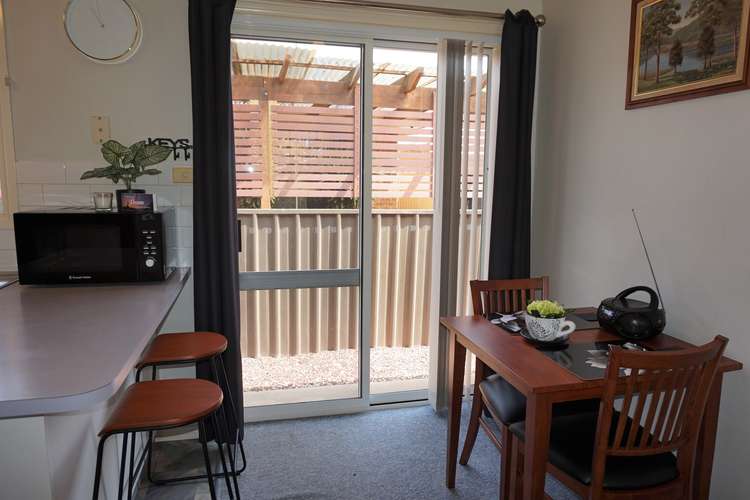 Sixth view of Homely unit listing, 2/15 Paradise Pl, Goulburn NSW 2580