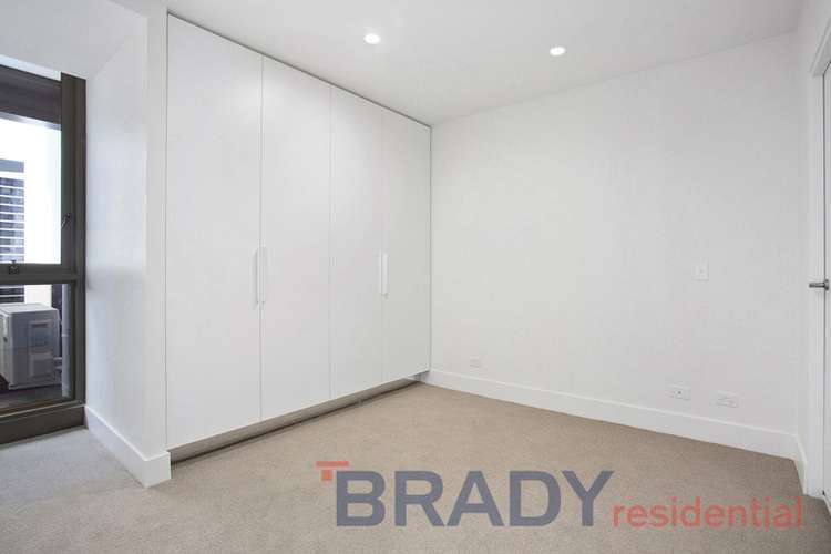 Third view of Homely apartment listing, 4810/500 Elizabeth Street, Melbourne VIC 3000