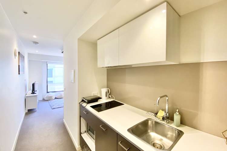Fifth view of Homely apartment listing, 1134/572 St Kilda Road, Melbourne VIC 3004