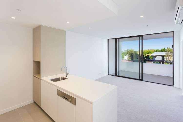 Third view of Homely apartment listing, 10411/320 MacArthur Ave, Hamilton QLD 4007