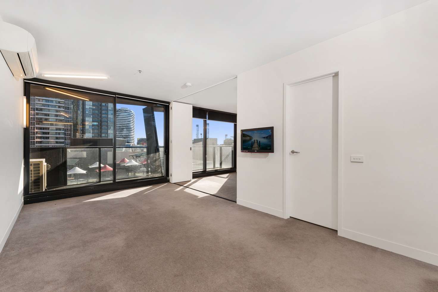 Main view of Homely unit listing, 1702/31 Abeckett Street, Melbourne VIC 3000