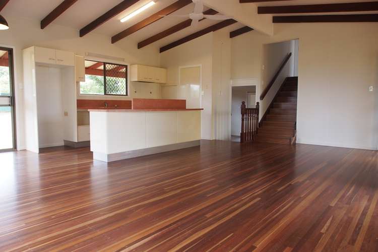 Seventh view of Homely house listing, 2 Hinkler Street, Childers QLD 4660