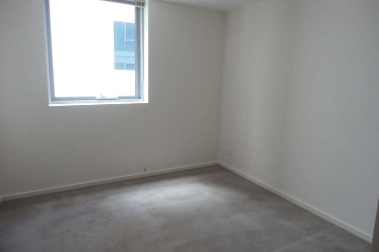 Third view of Homely apartment listing, 207/8 Exploration Lane, Melbourne VIC 3000