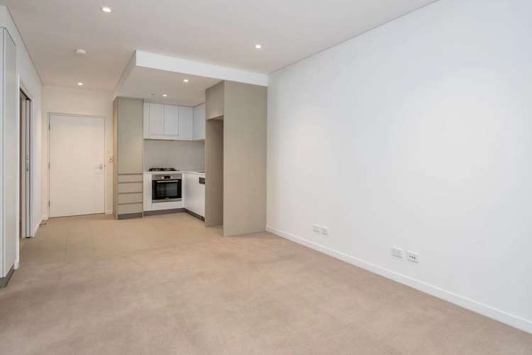 Main view of Homely apartment listing, 10416/320 MacArthur Ave, Hamilton QLD 4007