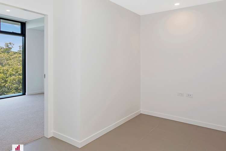 Third view of Homely apartment listing, 5113/331 MacArthur Avenue, Hamilton QLD 4007