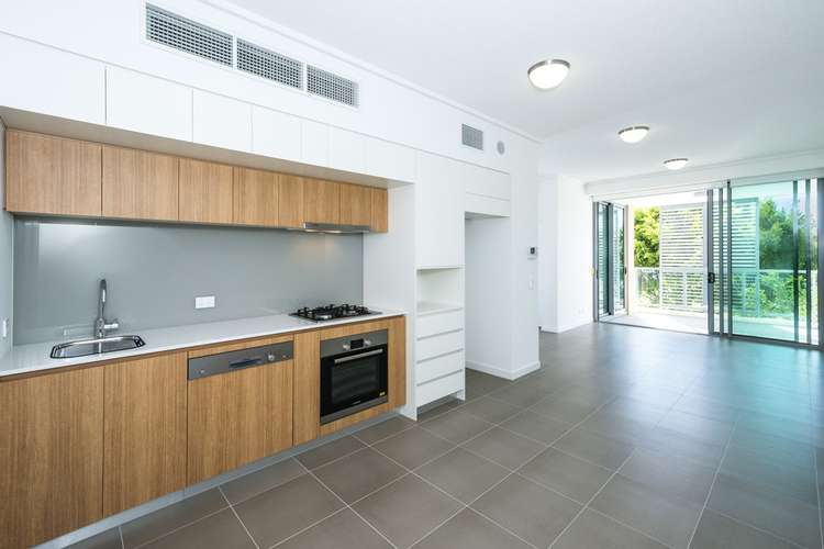 Second view of Homely apartment listing, 3202/126 Parkside Circuit, Hamilton QLD 4007