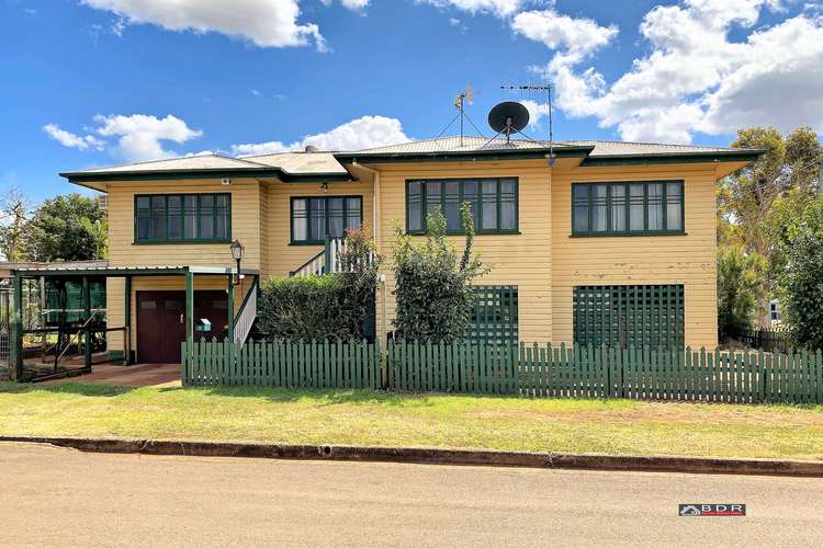 8 Ridgway Street, Childers QLD 4660