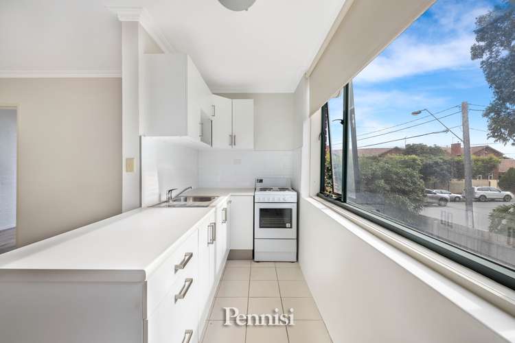 Fourth view of Homely apartment listing, 2/106 Ascot Vale Road, Flemington VIC 3031