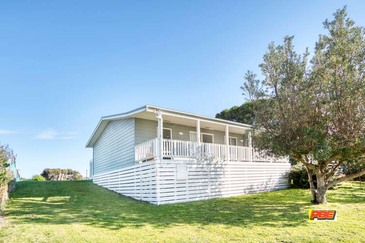 3 BRADLEY AVENUE, Venus Bay VIC 3956