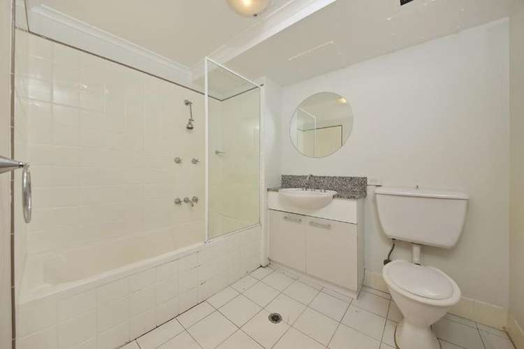 Fifth view of Homely apartment listing, 2/81-83 BAY STREET, Glebe NSW 2037