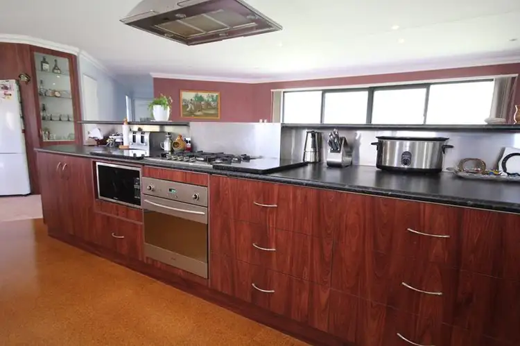 Fifth view of Homely house listing, 127 Whiskey Gully Road, Stanthorpe QLD 4380