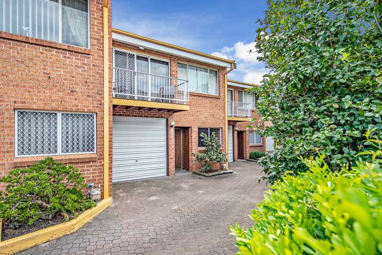 Main view of Homely townhouse listing, 2/62 Llewellyn Street, Merewether NSW 2291
