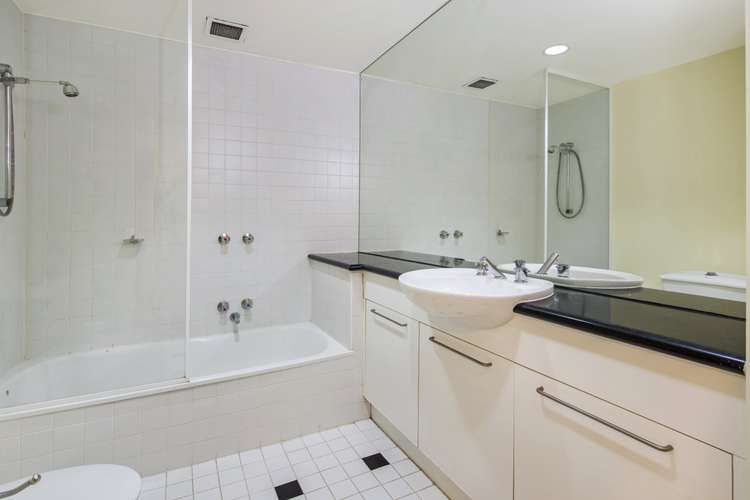 Fourth view of Homely apartment listing, 29/211 Wellington Parade South, East Melbourne VIC 3002