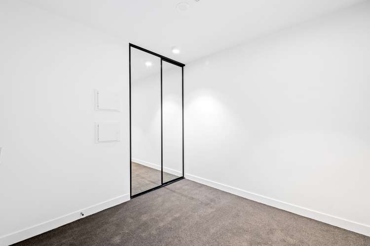 Fourth view of Homely apartment listing, 510/33 Mackenzie Street, Melbourne VIC 3000