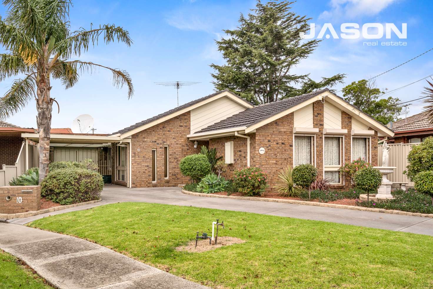 Main view of Homely house listing, 10 Streetly Close, Tullamarine VIC 3043