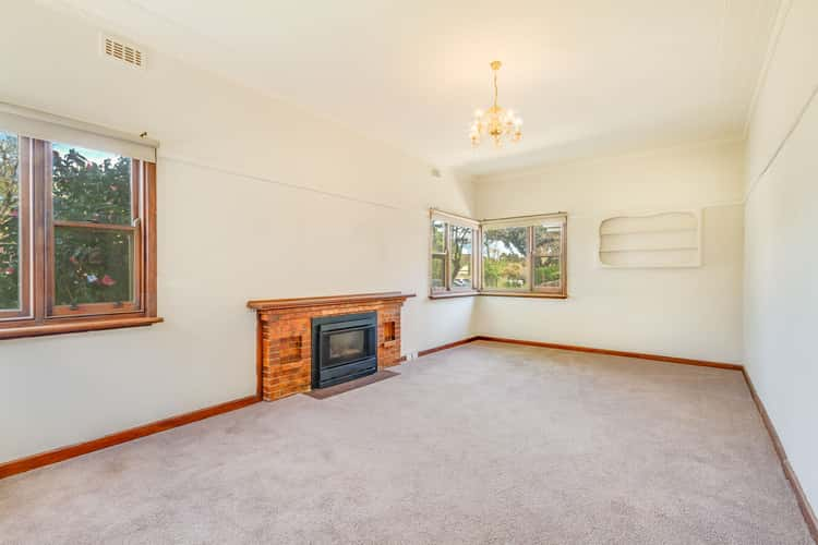 Fourth view of Homely house listing, 4 Wallace Ave, Flora Hill VIC 3550