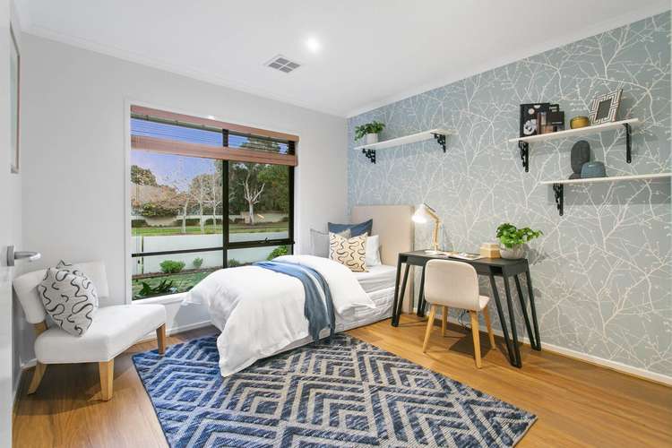 Second view of Homely house listing, 3 Kelly Terrace, Sandhurst VIC 3977