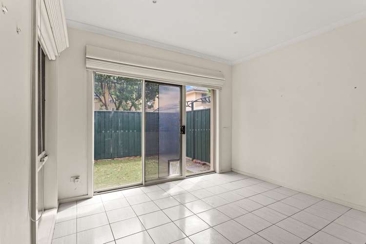 Fifth view of Homely house listing, 15/2 Coventry Drive, Sandhurst VIC 3977