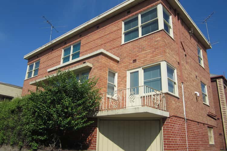 Main view of Homely unit listing, 2/16 Fenwick Street, Geelong VIC 3220