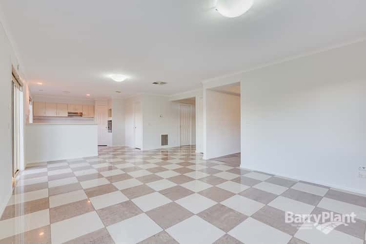 Fifth view of Homely house listing, 13 Kinnaird Court, Taylors Lakes VIC 3038