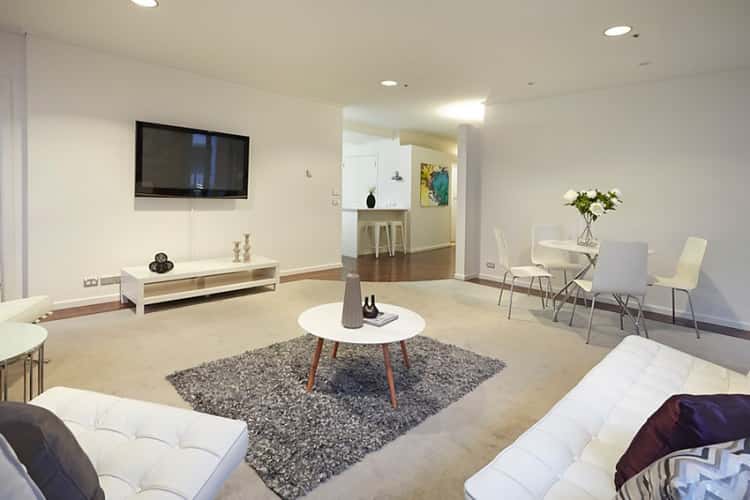 Fourth view of Homely apartment listing, 3a/9 Beach Street, Port Melbourne VIC 3207